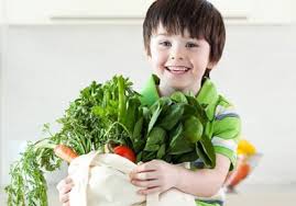 co-nen-cho-tre-an-trai-cay-thay-rau-xanh