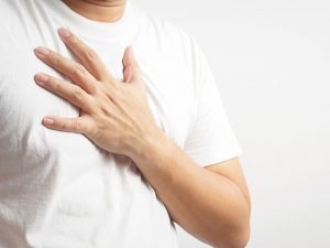 Ung thư vú ở nam giới, có 4 dấu hiệu này cần đi khám ngay